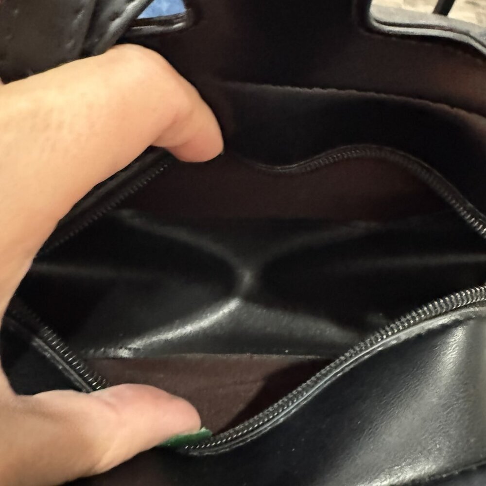 Pumpkin Crossbody Bag with Spider Web Crossbody NWT​ - Picture 5 of 5